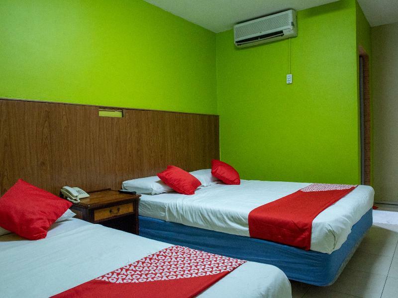 Oyo 434 Marbella Hotel Johor Bahru Bagian luar foto