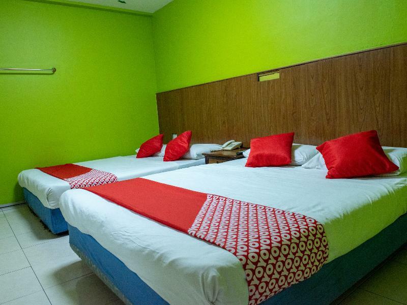 Oyo 434 Marbella Hotel Johor Bahru Bagian luar foto