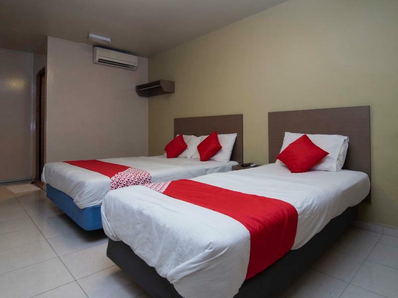 Oyo 434 Marbella Hotel Johor Bahru Bagian luar foto